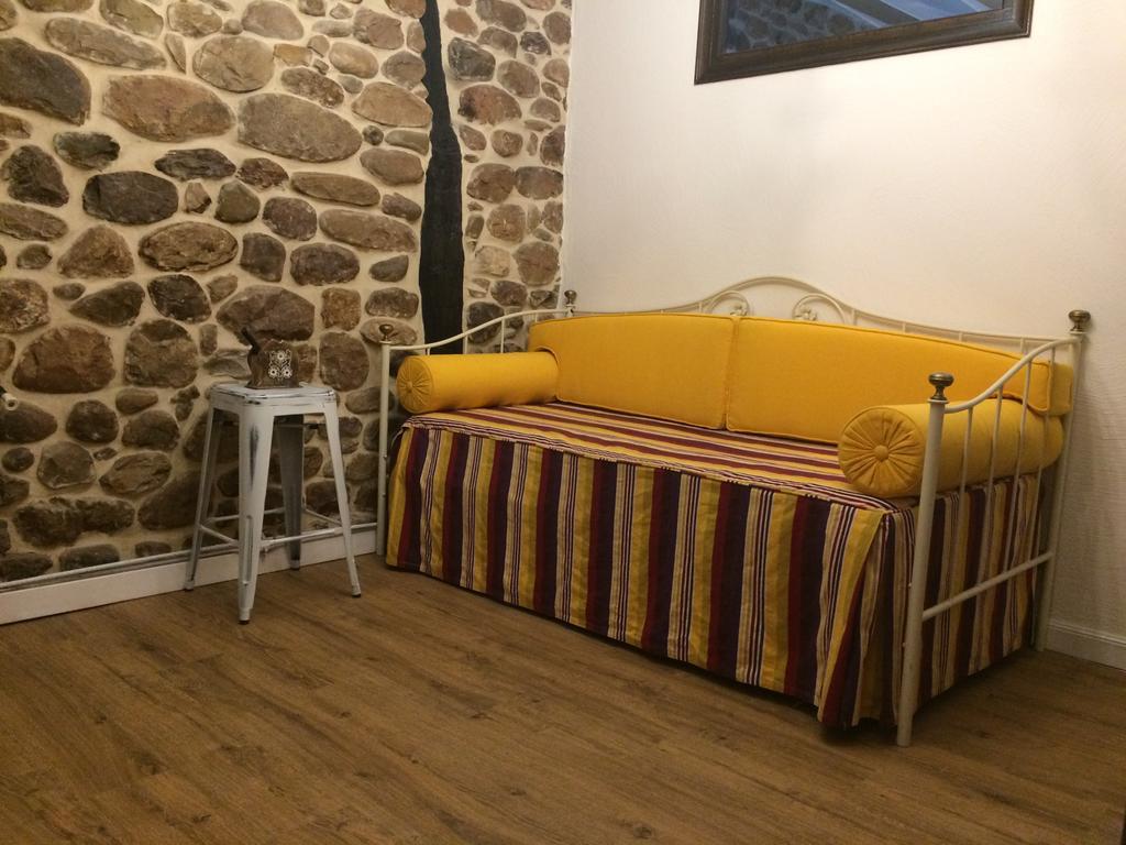Posada Real La Montanesa Corrales De Buelna Exteriör bild